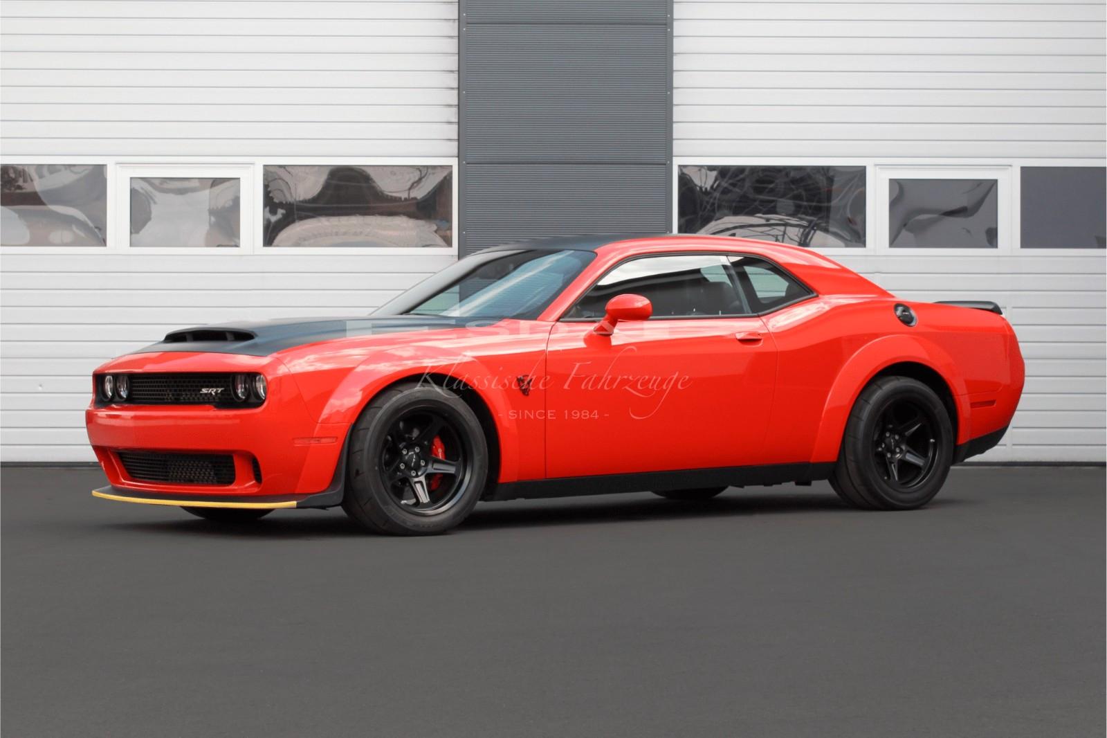 Dodge Challenger SRT Hellcat photo 4